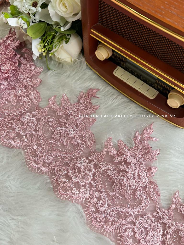 Lace Valley – V03 (Dusty Pink)