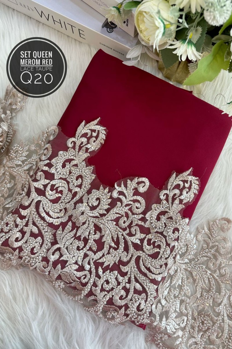 Q20 – Merom Red + Lace Taupe