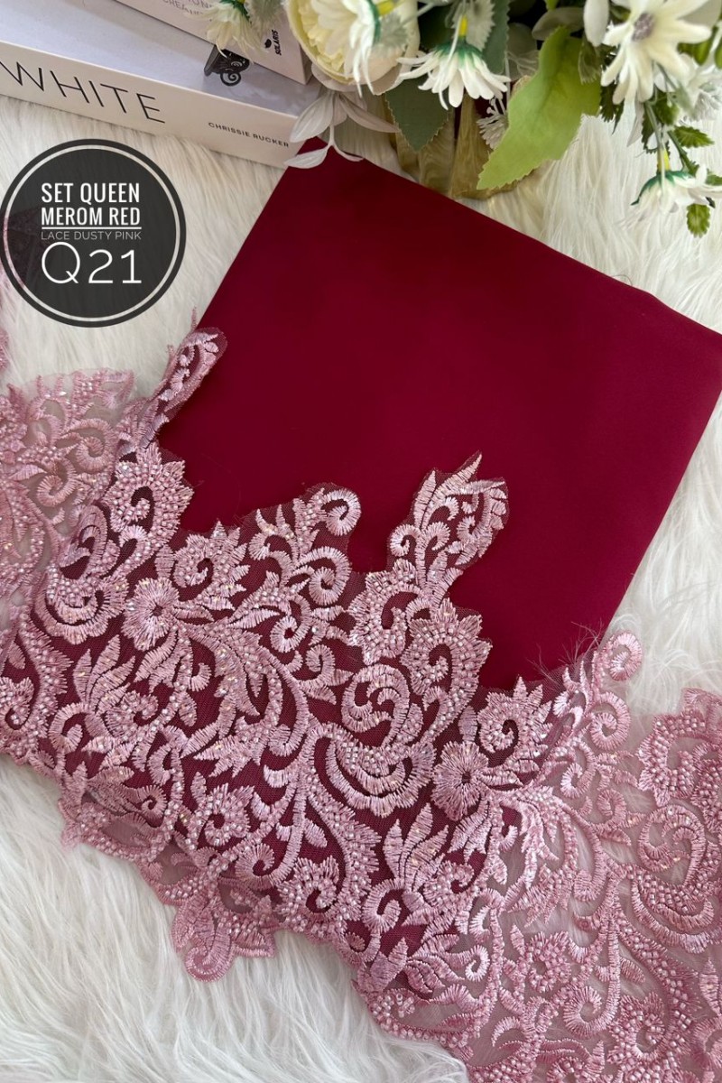 Q21 – Merom Red + Lace Dusty Pink