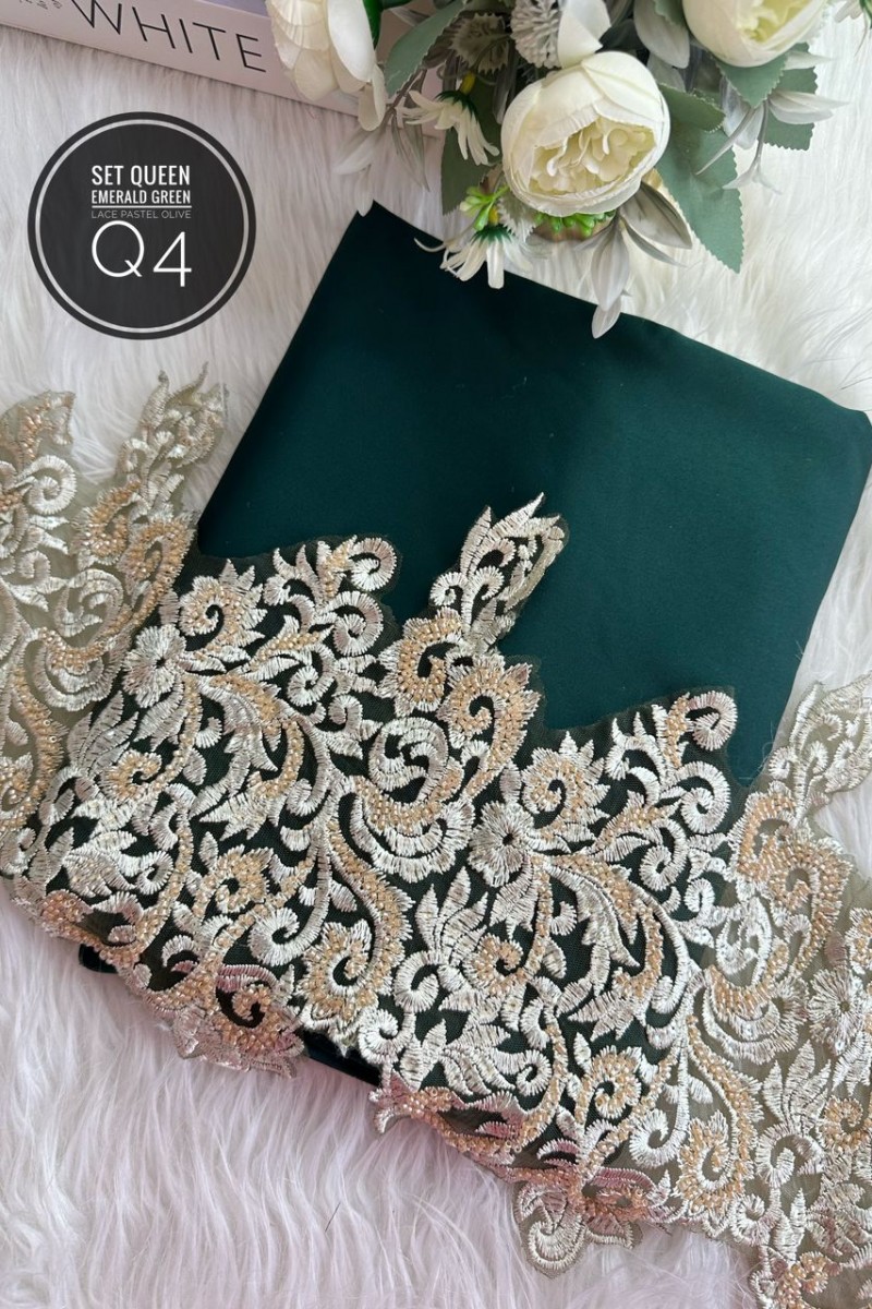 Q4 – Emerald Green + Lace Pastel Olive